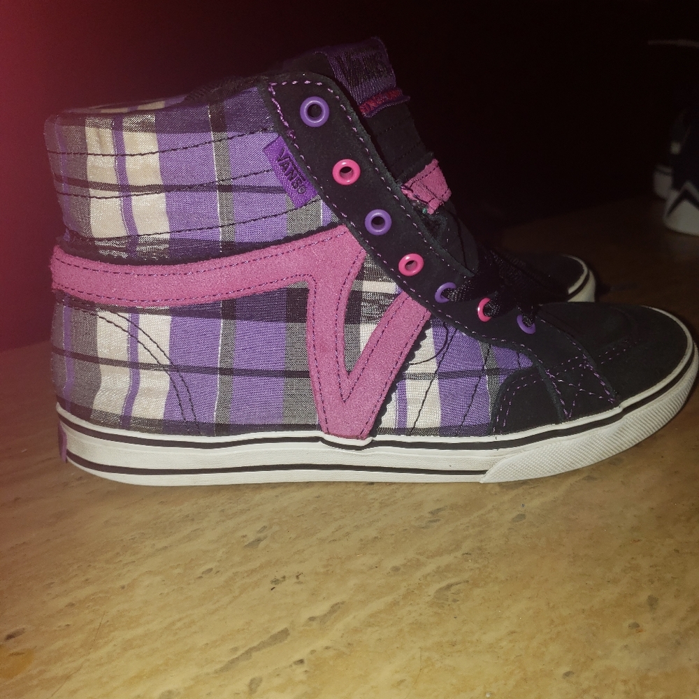 Multie color vans - Picture 4 of 7